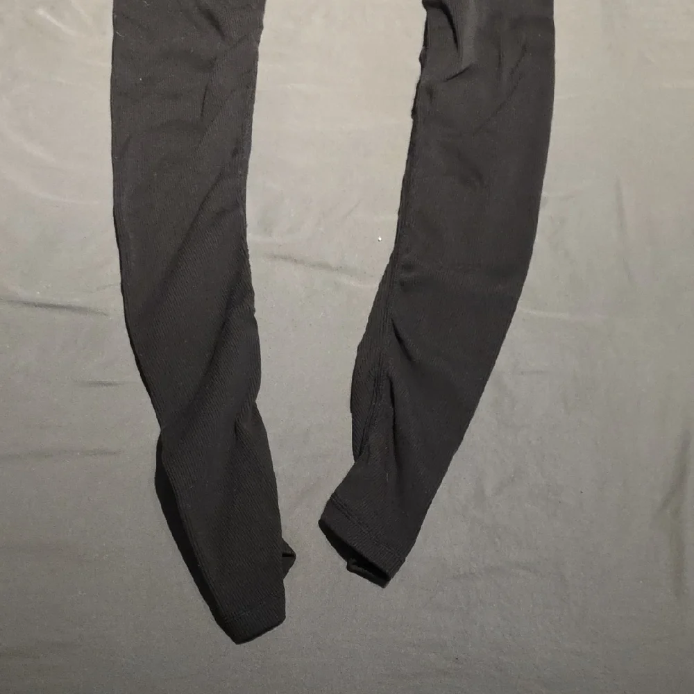ALO Yoga stylish leggings